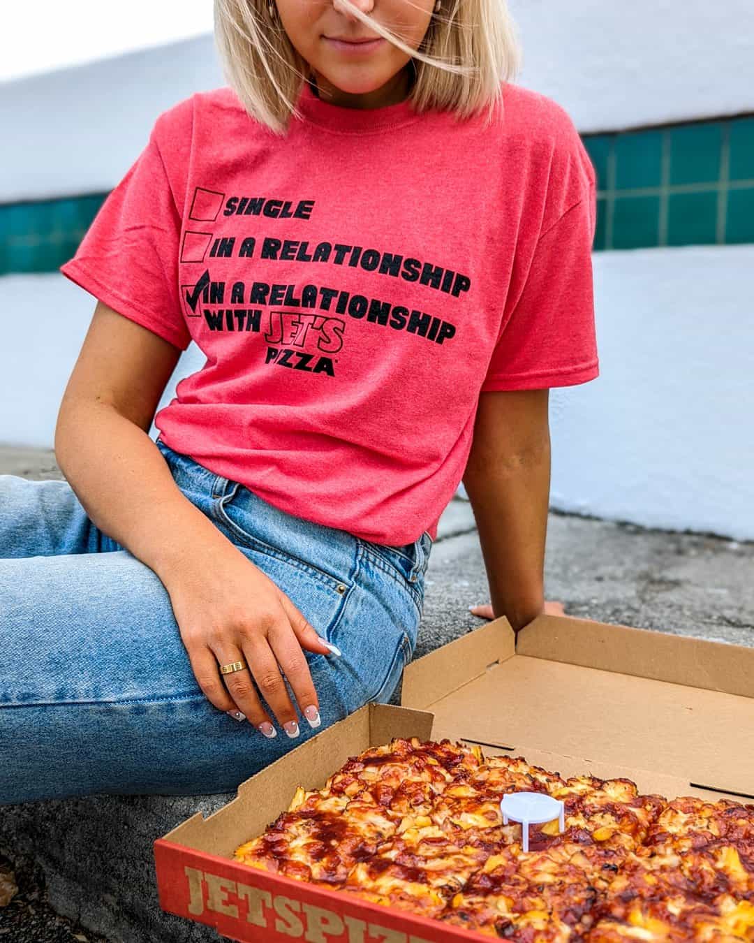 jet's pizza shirt